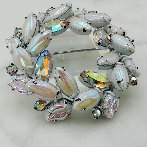 Vintage Regency Signed Brooch Aurora Borealis Rhinestone Circle Pin 1950s Rare - Picture 2 of 10